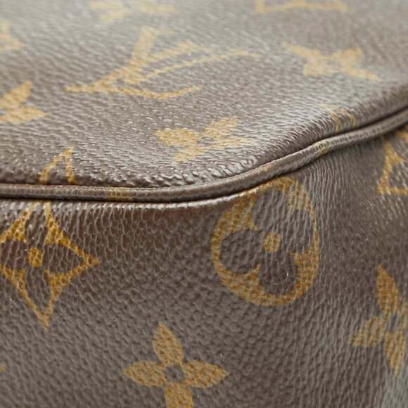 LOUIS VUITTON Brown Monogram Clutch Bag - Picture 6 of 10